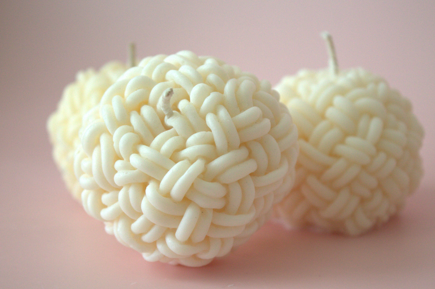 Woolen Ball Soy Candle